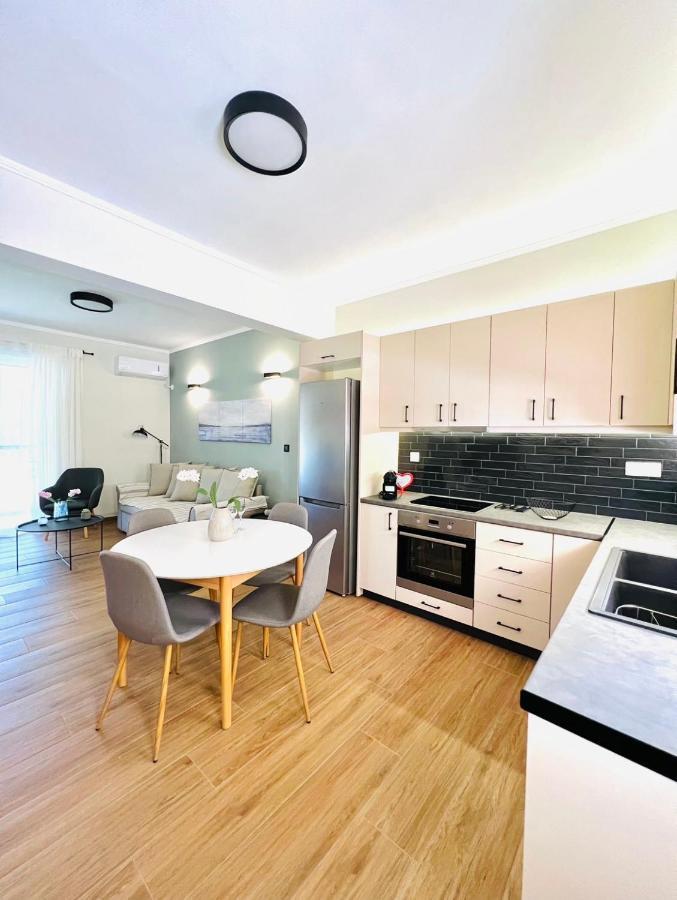 Cosy With Great Views Apartment *